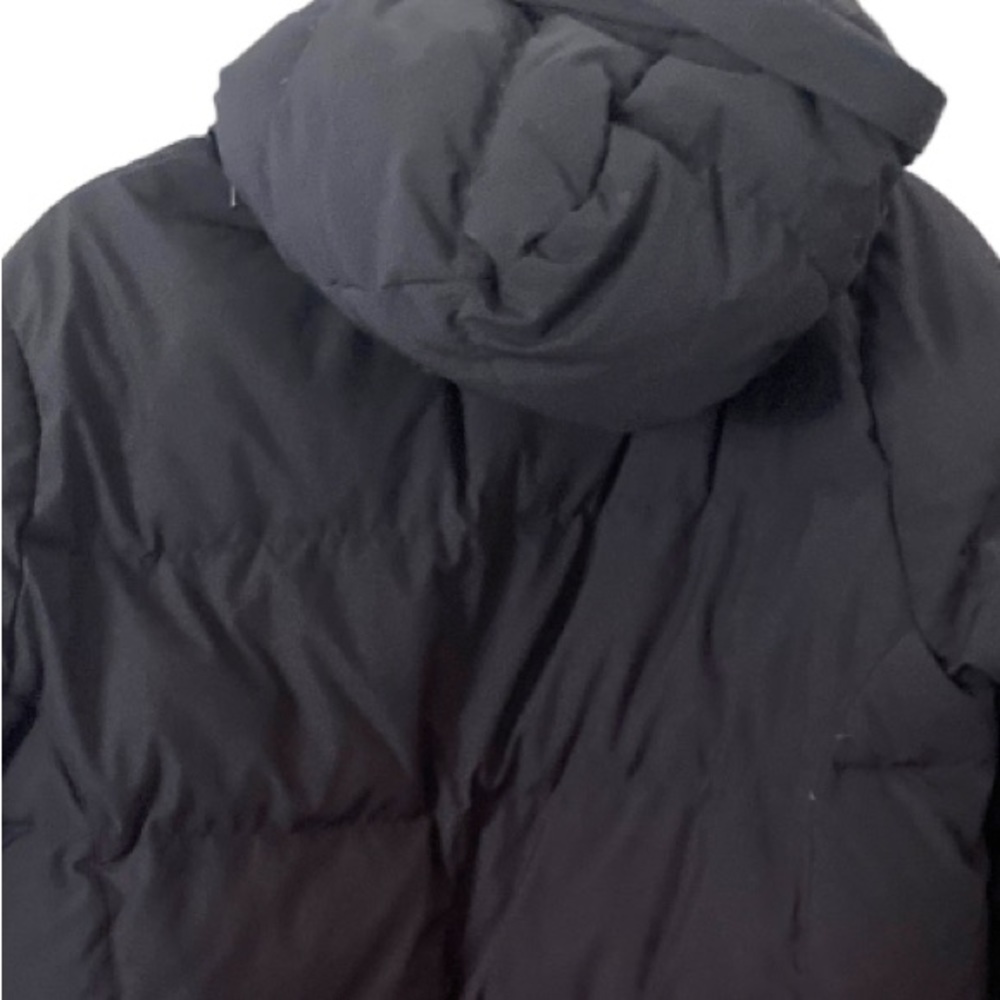 L.L. Bean Black Puffer Jacket - Picture 4 of 9